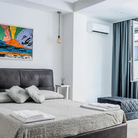 Guest house Naples & Love Rooms Naples