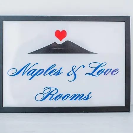 Pensión Naples & Love Rooms *